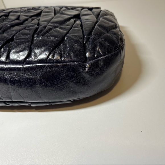 Authentic Miu Miu Navy Matelasse Leather Hobo - Picture 11 of 14